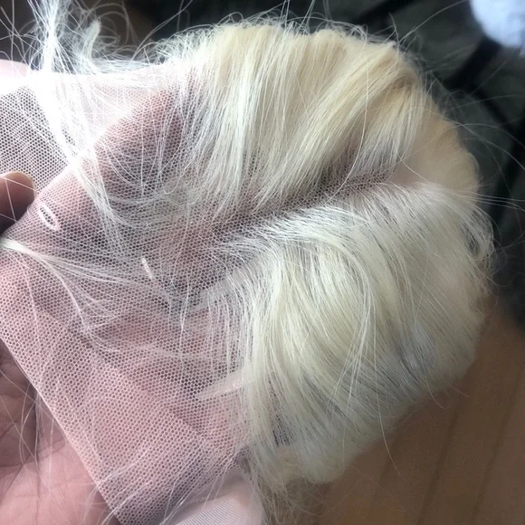 - ✨24” BLONDE STRAIGHT LACE FRONT WIG💫 *NEW*
